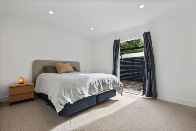 397 West Coast Road Glen Eden_11