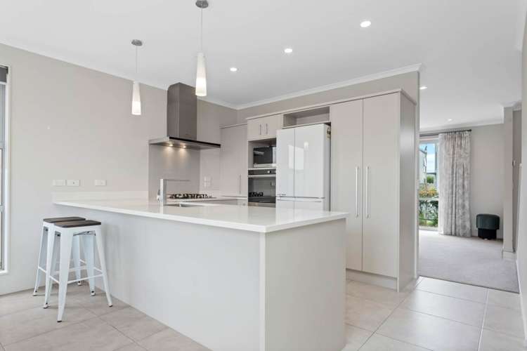 25 Costa Viva Crescent Karaka_14