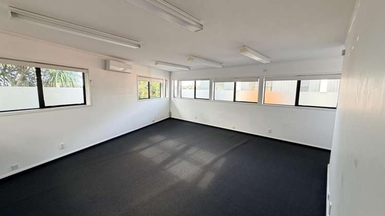 3 and 4/1 View Road Glenfield_5