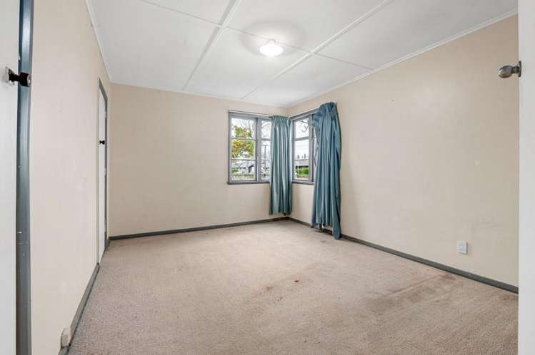 41 Old Farm Road Hamilton East_17