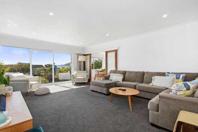 37 Sunrise Boulevard Tawa_2