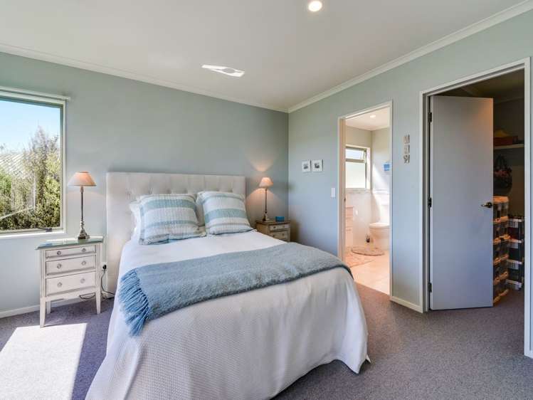 12 Dorothy Drive Acacia Bay_10