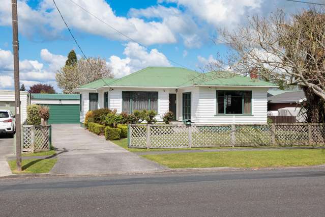 Renovators delight - close to town
