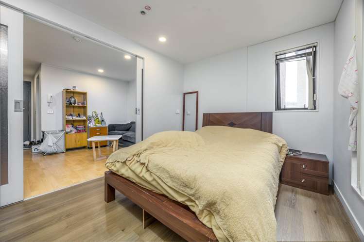 909/76 Wakefield Street_5