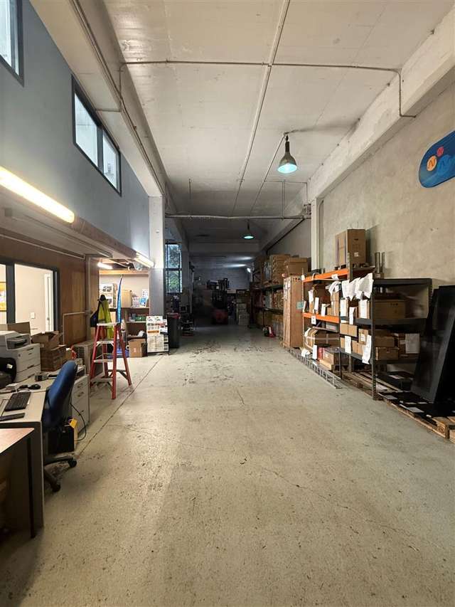 2/5B Lower Tyers Road Ngauranga_2