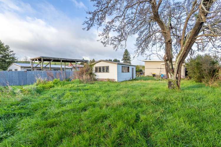 6 Clyde Street Mataura_16