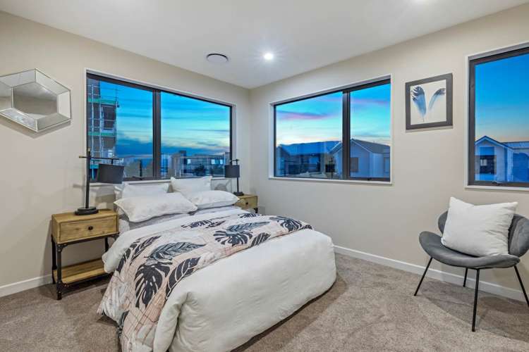 64 Glidepath Road Hobsonville_14