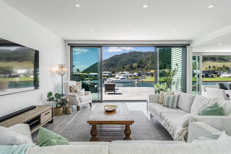 148 Motu Hei Pauanui_14