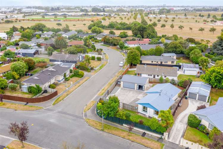 2 Bidwell Place Hillmorton_20