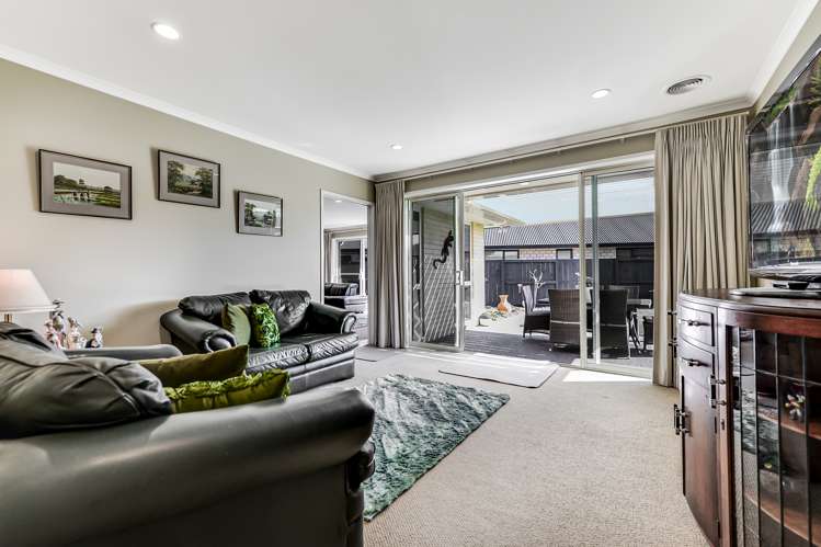 7 Kinnaird Place Huntington_20