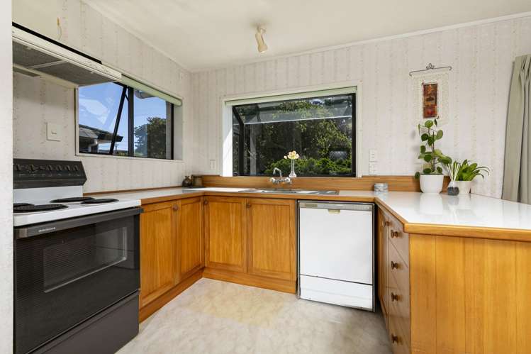 2/31A Colwill Road Massey_4