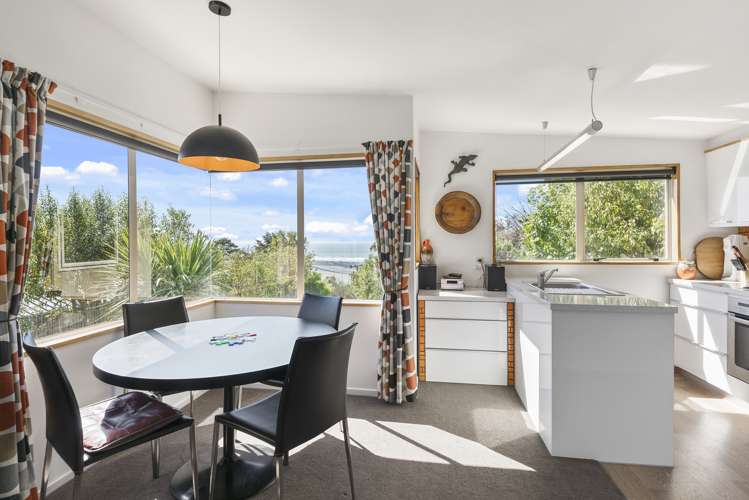 2/127 Moncks Spur Road Redcliffs_11