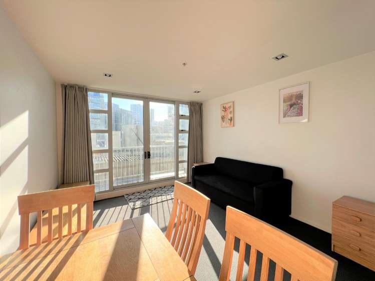 2A/52 Liverpool Street_0