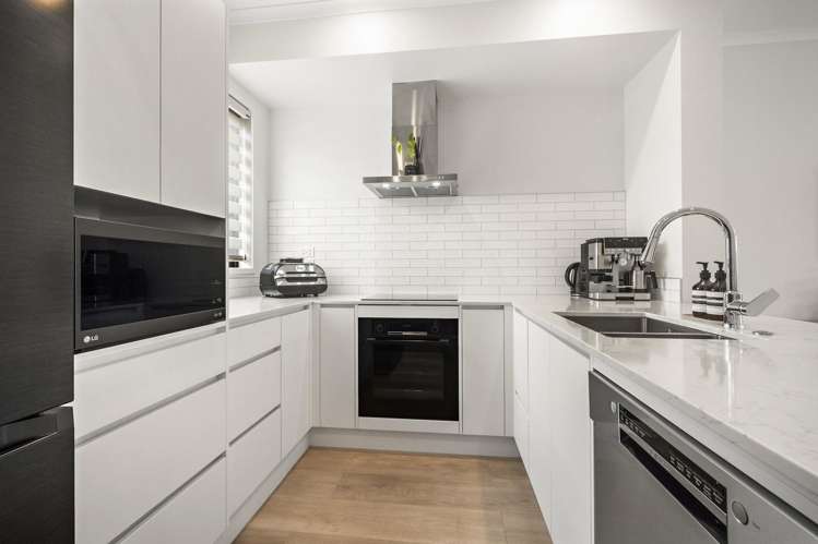 25B Henry Tayler Rise_4