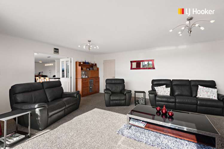 24 William James Close Mosgiel_9