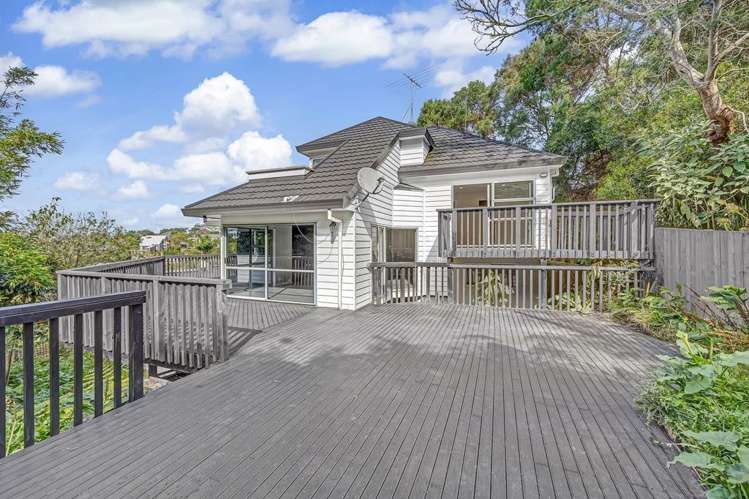 2/33 Penguin Drive Murrays Bay_14