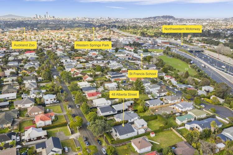 48 Alberta Street Point Chevalier_19