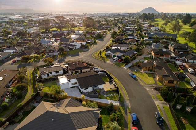 4 Berwick Place Mount Maunganui_1