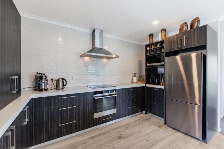12 Omega Place Coastlands_12