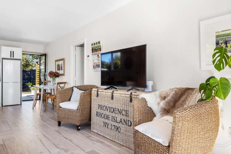 1/98 Perry Street Papanui_3