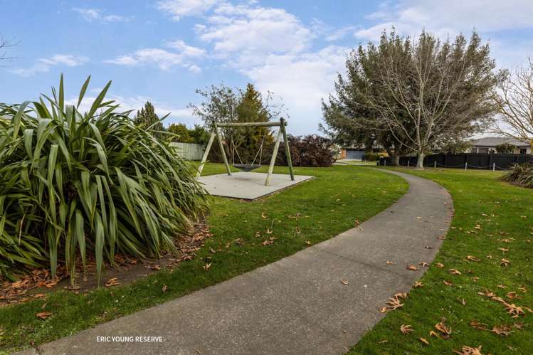 3 Robalan Place Redwoodtown_24