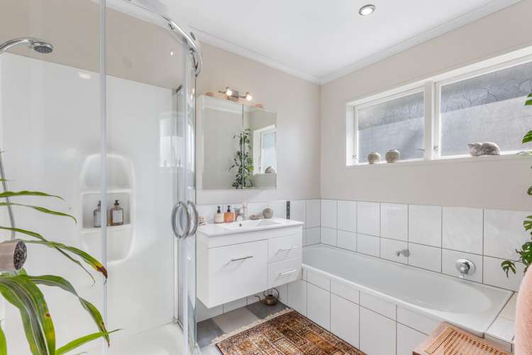 8 Katarina Grove Tawa_16