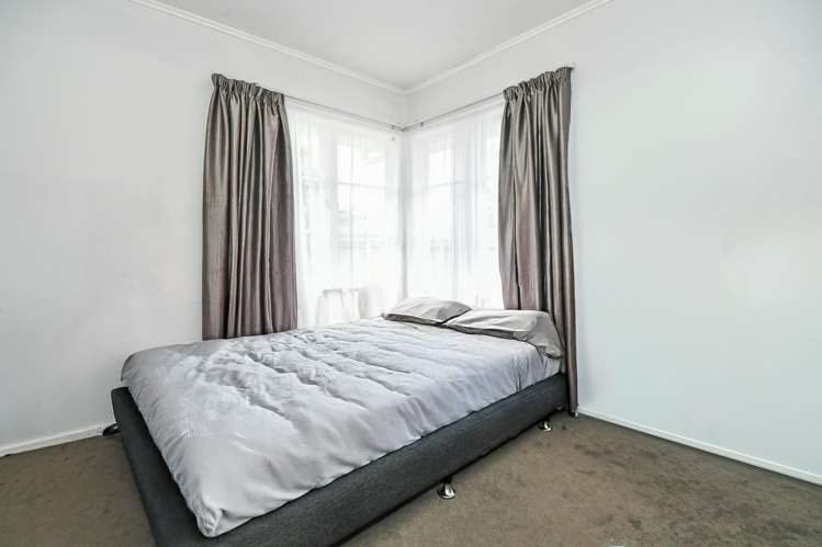 94 Hills Road Otara_6