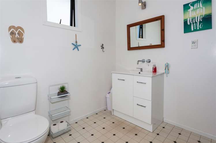 105 Marie Crescent Whangamata_32