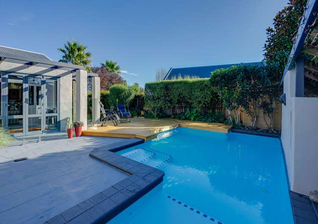 137 Aldinga Avenue Stoke_1