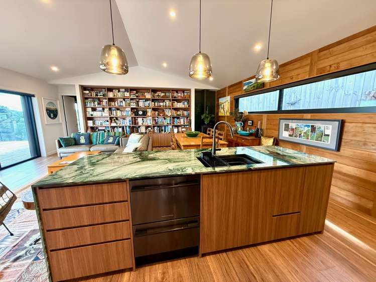 67 Government Road Raglan_9