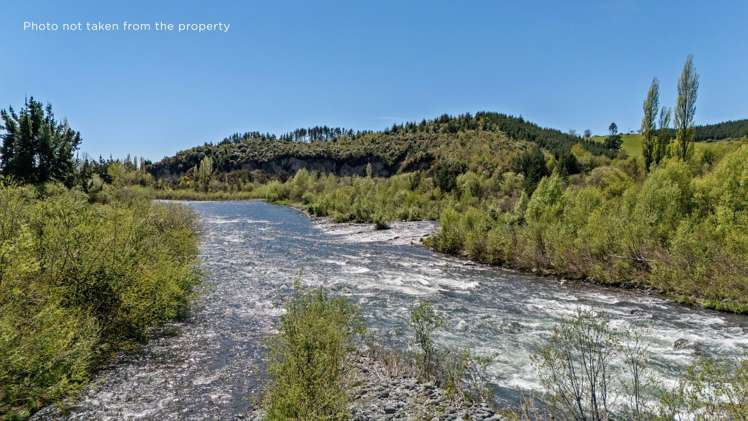 11 Te Aho Road Tongariro River_30