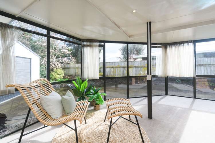 8 Suffolk Crescent Feilding_10