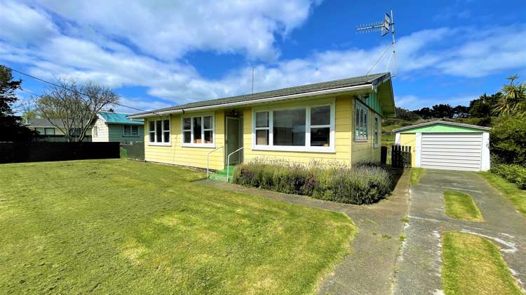 599 Waitarere Beach Road_0