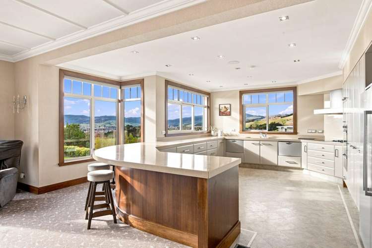 6 Gracemount Place Kinmont Park_8
