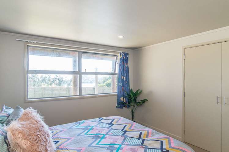 8c View Road Titahi Bay_19