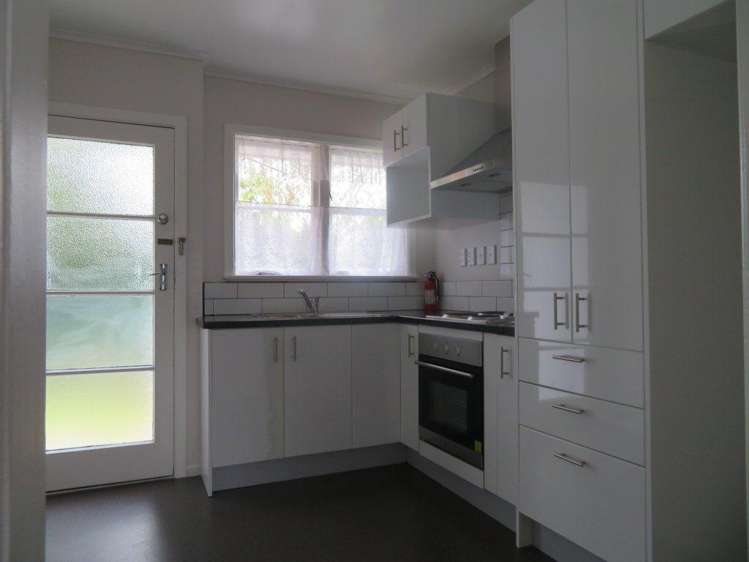 2/26 Riverbank Street 11305_2