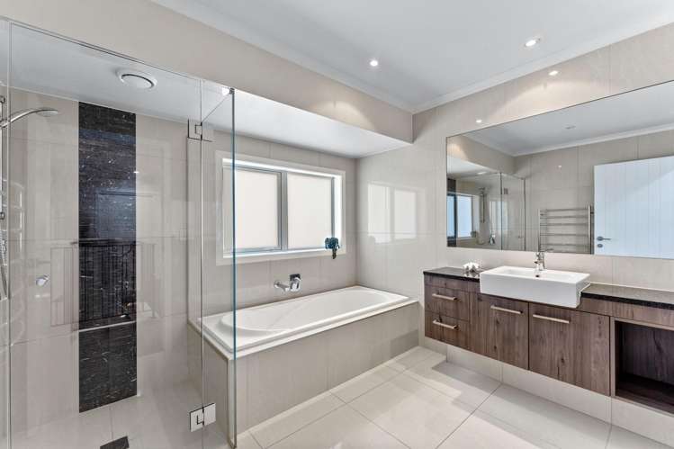 10 Portofino Point Karaka_19