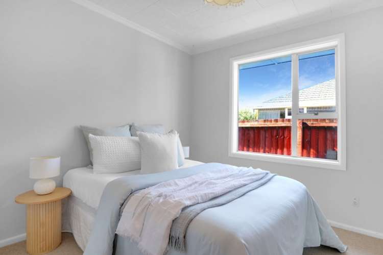 15 Gilwell Street Burwood_9