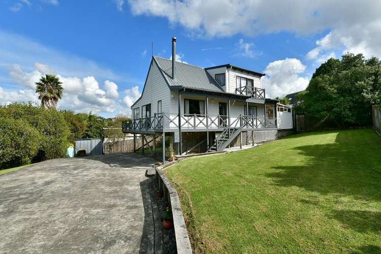 38 Thorburn Avenue Red Beach_1