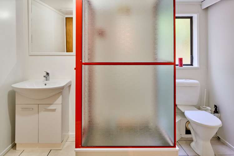 6 Matai Street Tawa_20