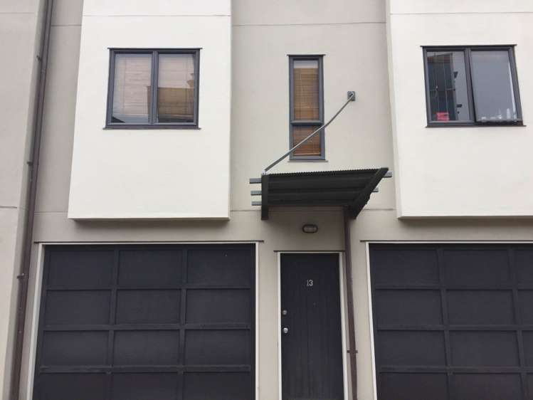 13/8 Dock Street Auckland Central_0