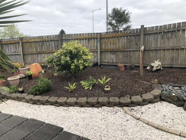 2a Fitzherbert Avenue West Harbour_9