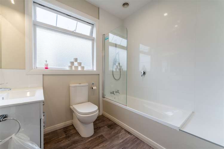 6 Mere Mere Street Seaview_14