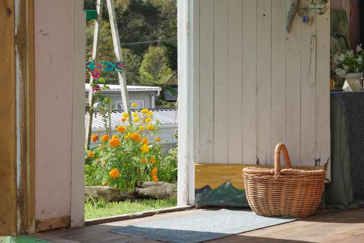 13 Forest Road Raumati South_25