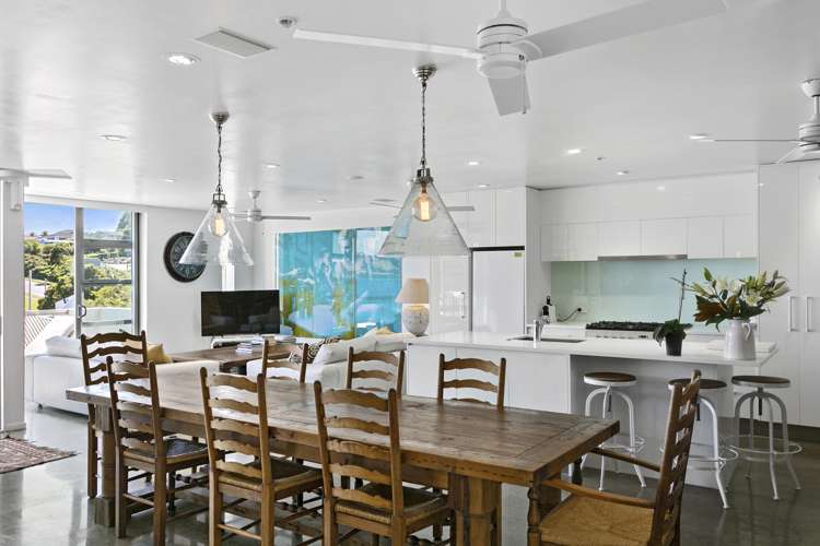 10/2 Lowell Place Waipahihi_8