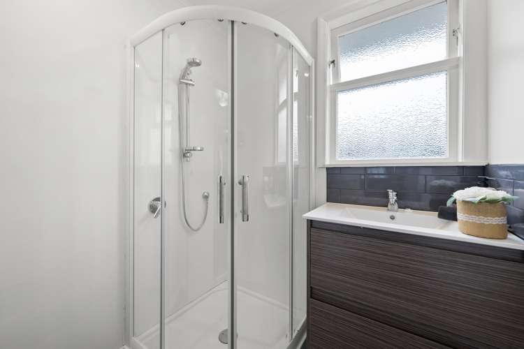 8 Logie Street Stokes Valley_19