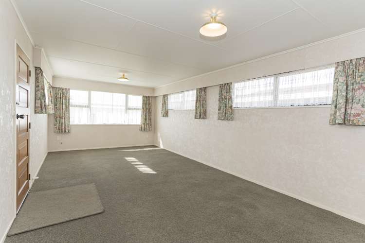 68 Warwick Street Feilding_5