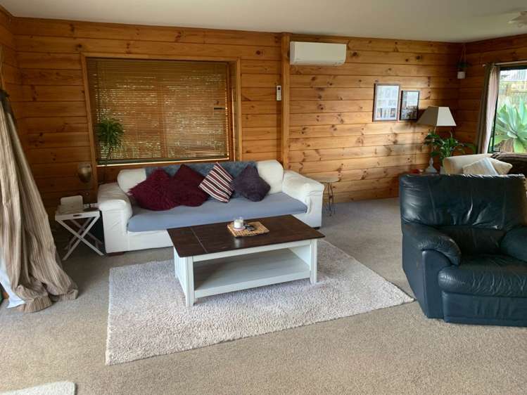 31 Donald Street Stanmore Bay_1