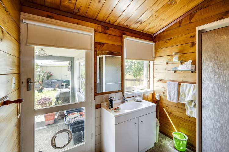 82 Flaxmere Avenue Flaxmere_7