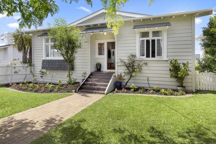 13 Aramoana Avenue Devonport_1